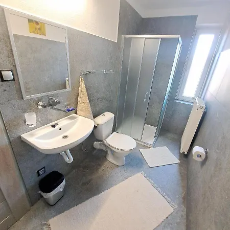 Quarto em Acomodações Particulares Privát Nataša